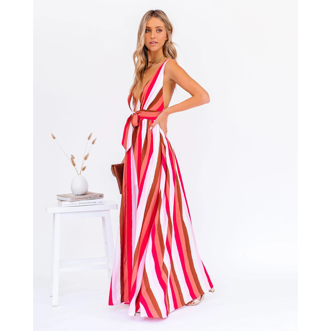 Vestido informal a rayas con escote en V profundo y tirantes, holgado, con cordones y vuelo grande