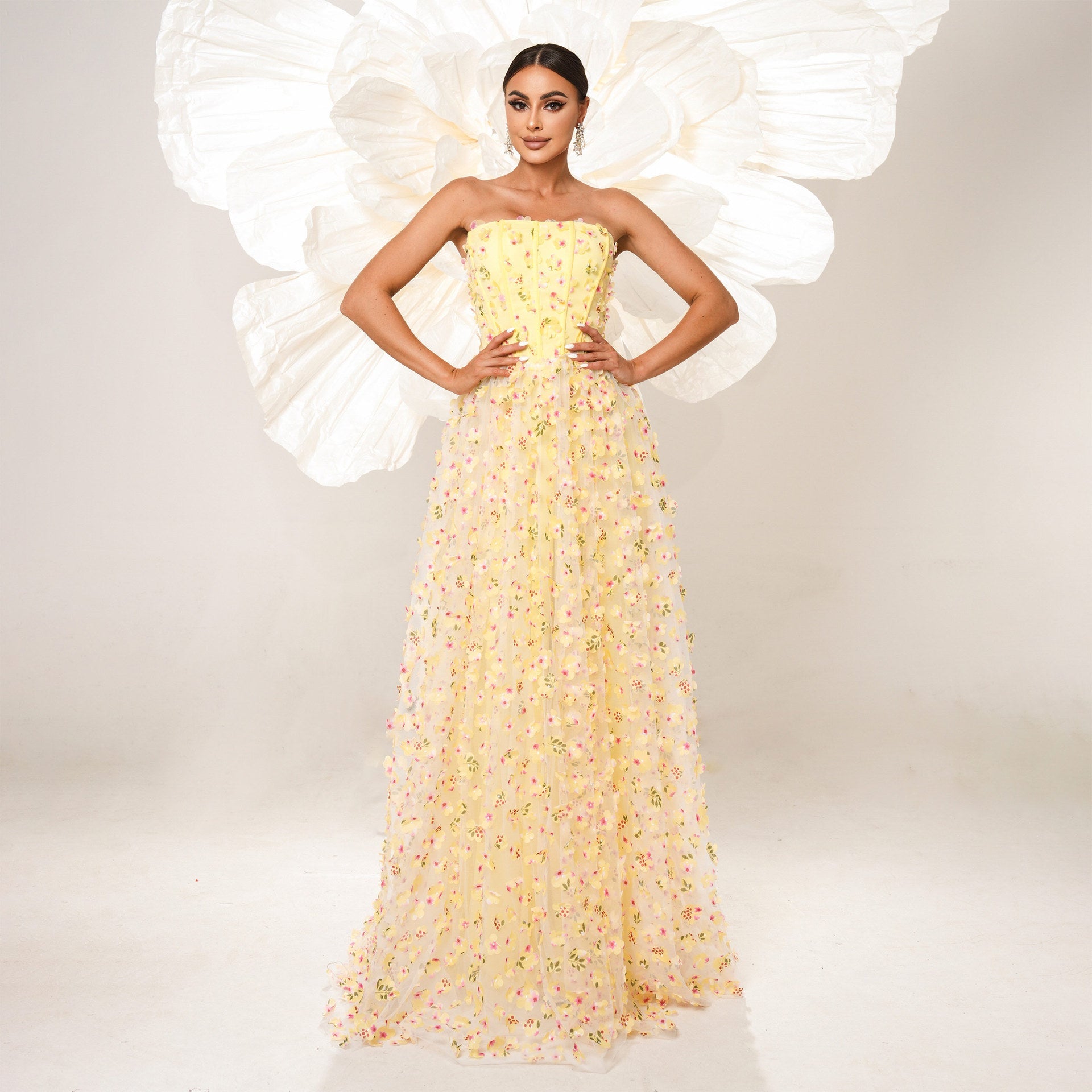 Vestido de cóctel largo de noche, elegante, sin mangas, con escote descubierto, de alta gama, para dama de honor, de malla, con vuelo grande