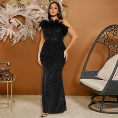 Vestido de noche largo con lentejuelas y costuras de plumas y paillettes negras