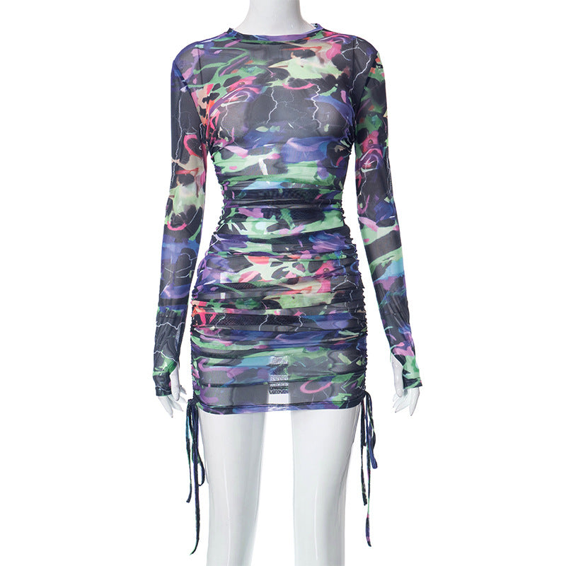 Vestido plisado con estampado de malla
