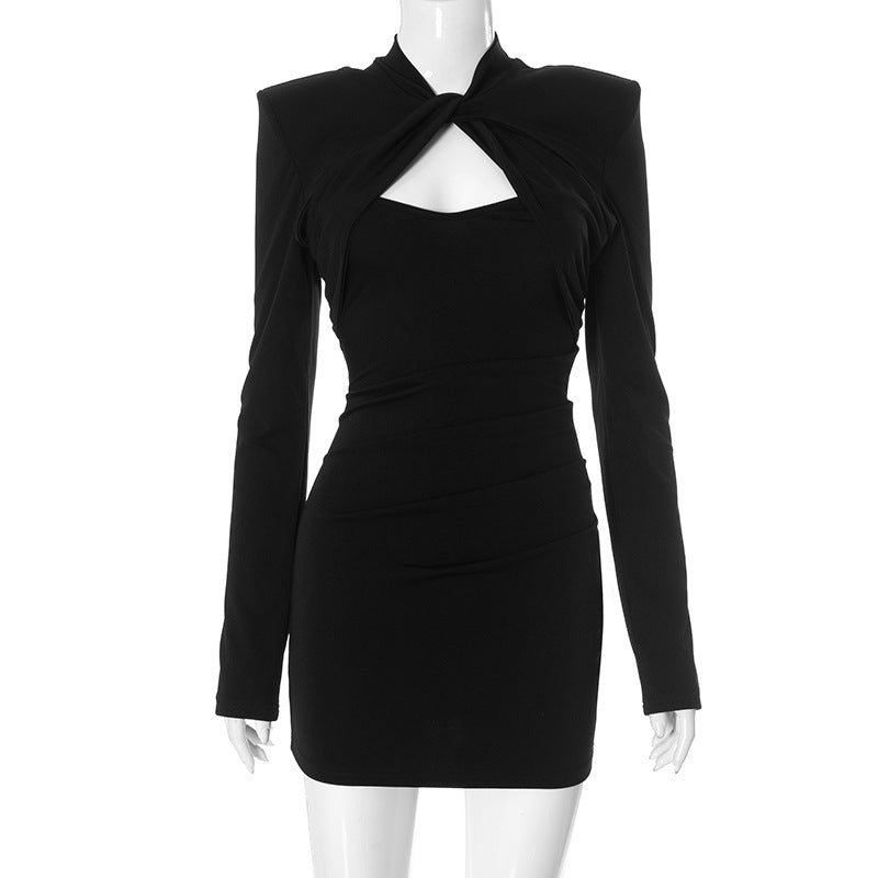 Vestido informal de color liso con hombros al descubierto, cintura ajustada y acolchado