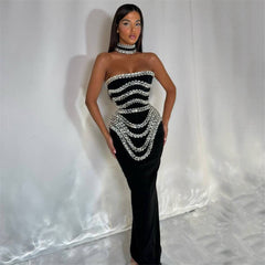 Vestido de fiesta con cuello tubo y cuentas de estilo industrial de diseño de nicho.