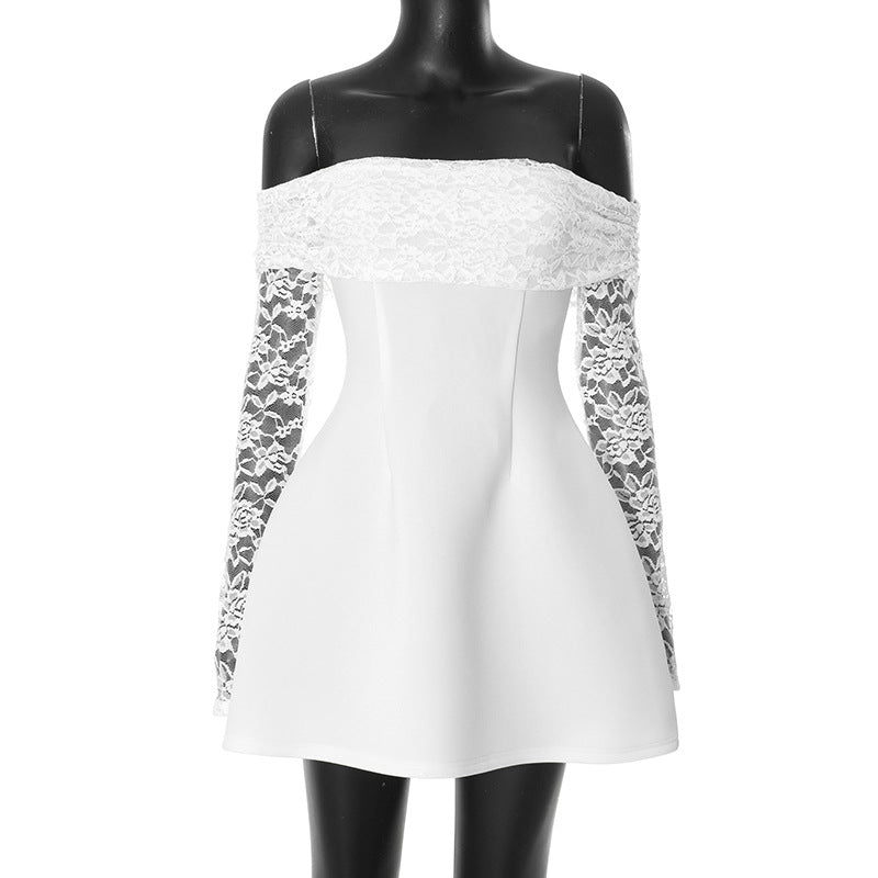 Vestido de corte A con manga larga y costuras de encaje y cuello alto