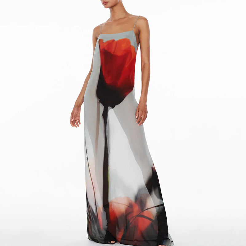 Vestido largo con tirantes transparentes y estampado con escote pronunciado