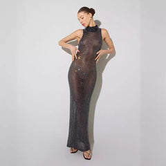 Vestido maxi transparente con aberturas, malla y diamantes de imitación, sin mangas