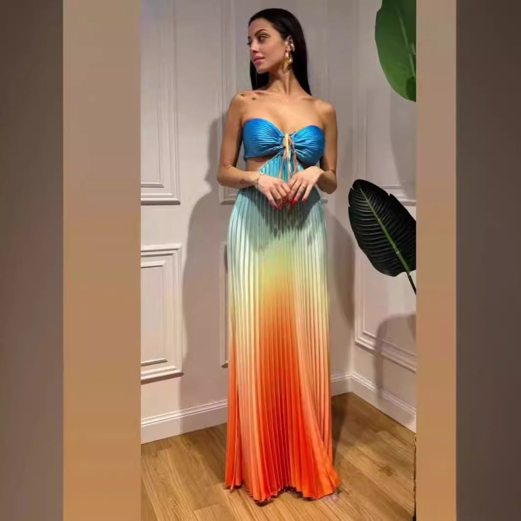 Personalized Gradient Color Halter Pleated Long Dress