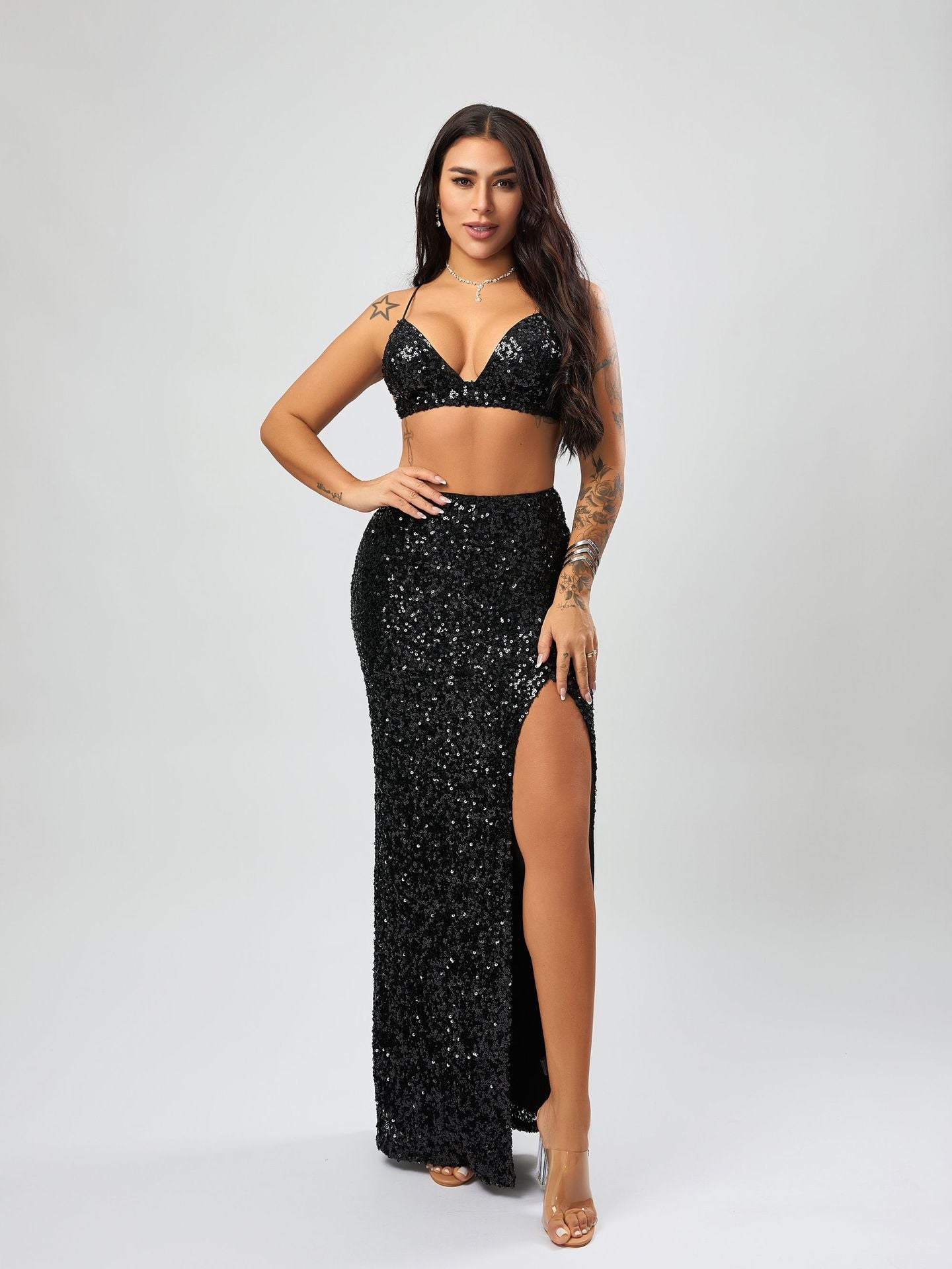 Vestido largo de lentejuelas de alta calidad con almohadilla en el pecho y abertura alta