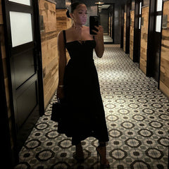 Vestido informal elegante con abertura y cordones y corsé de longitud media