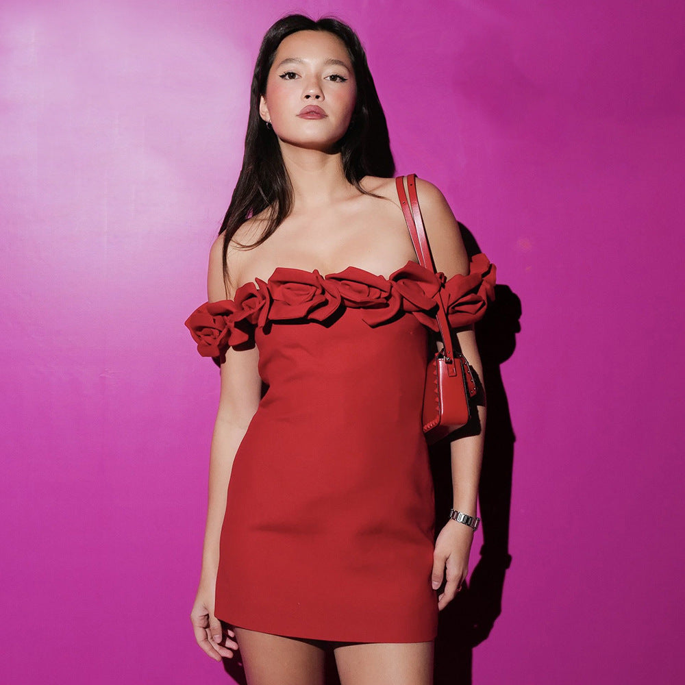 Vestido elástico con estampado floral y escote Bardot rojo