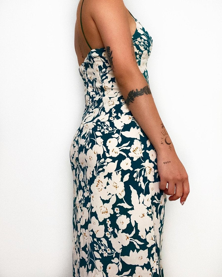 Digital Floral Print Fresh Sweet V-neck Strap Dress