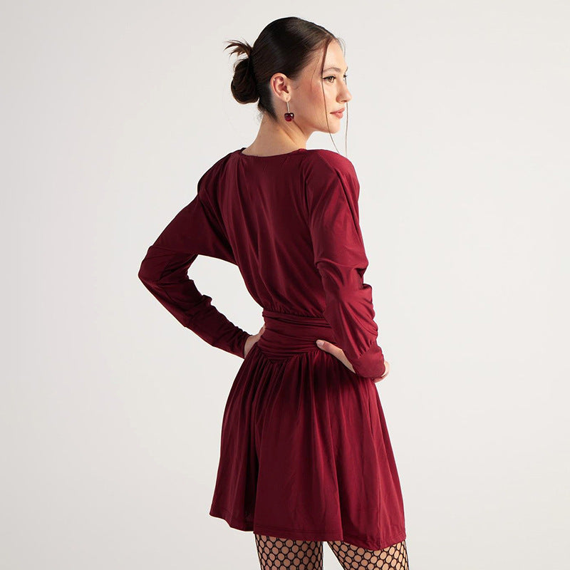 Vestido corto plisado ajustado con cintura de manga larga retro de color sólido