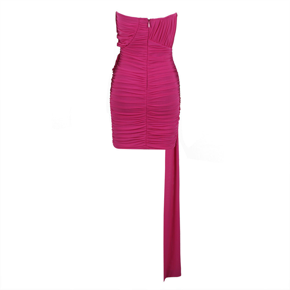 Vestido corto tipo tubo con costura de malla y vendaje