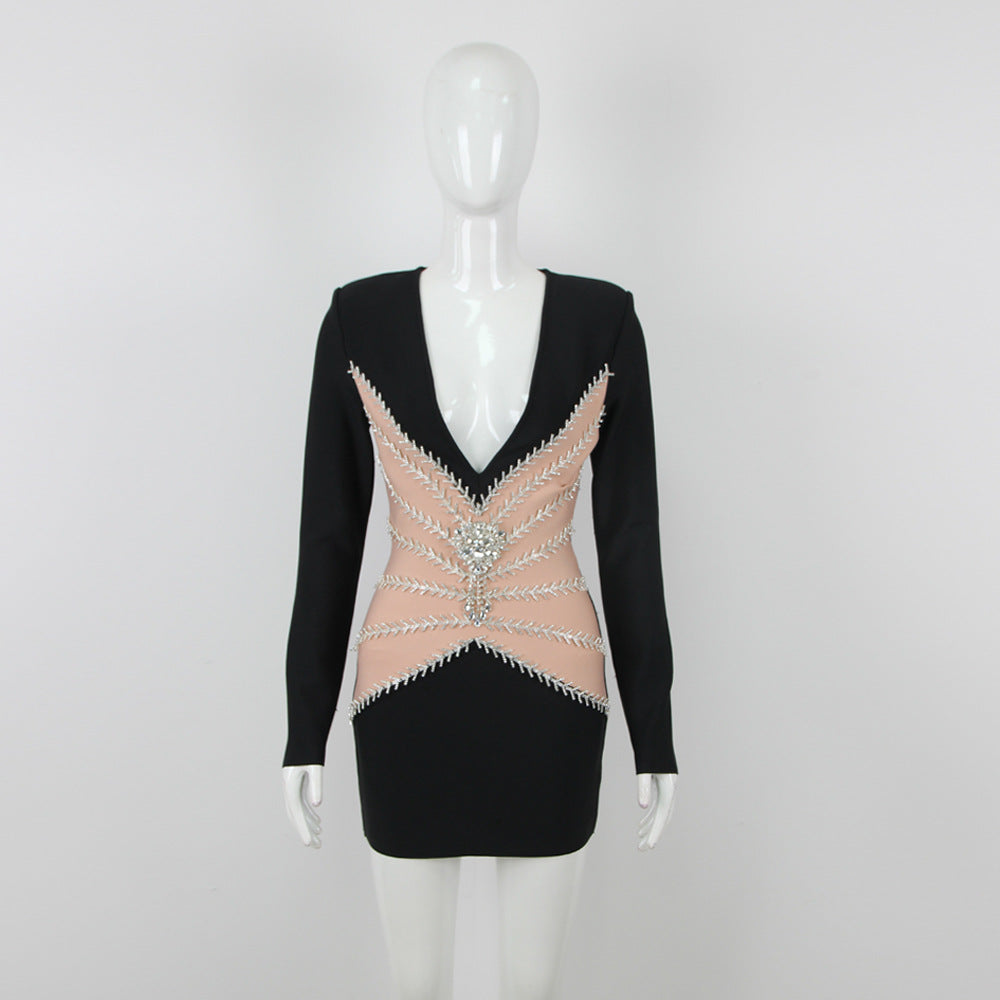 Vestido elegante con escote en V y borlas de diamantes de imitación