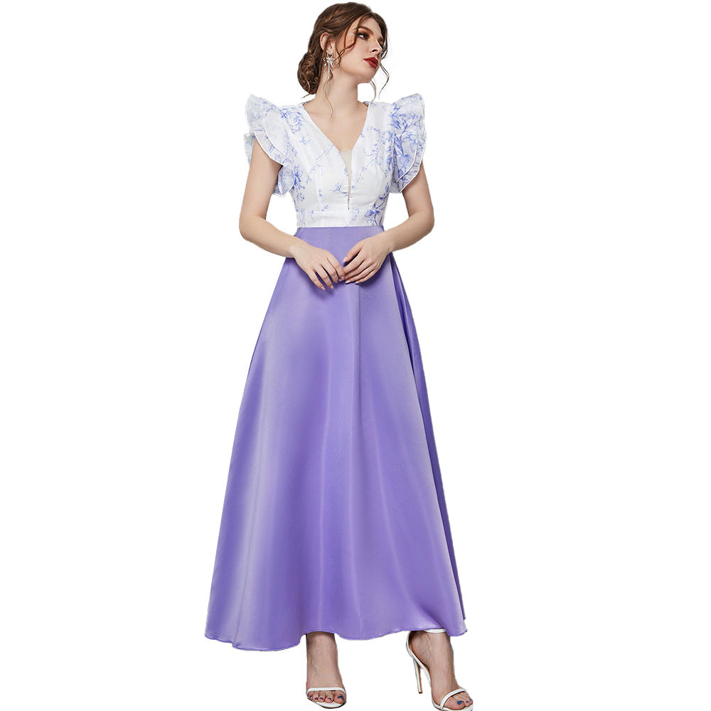 Vestido con estampado digital, escote en V, mangas pétalo y cintura alta