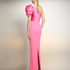 Vestido largo rosa con vendaje
