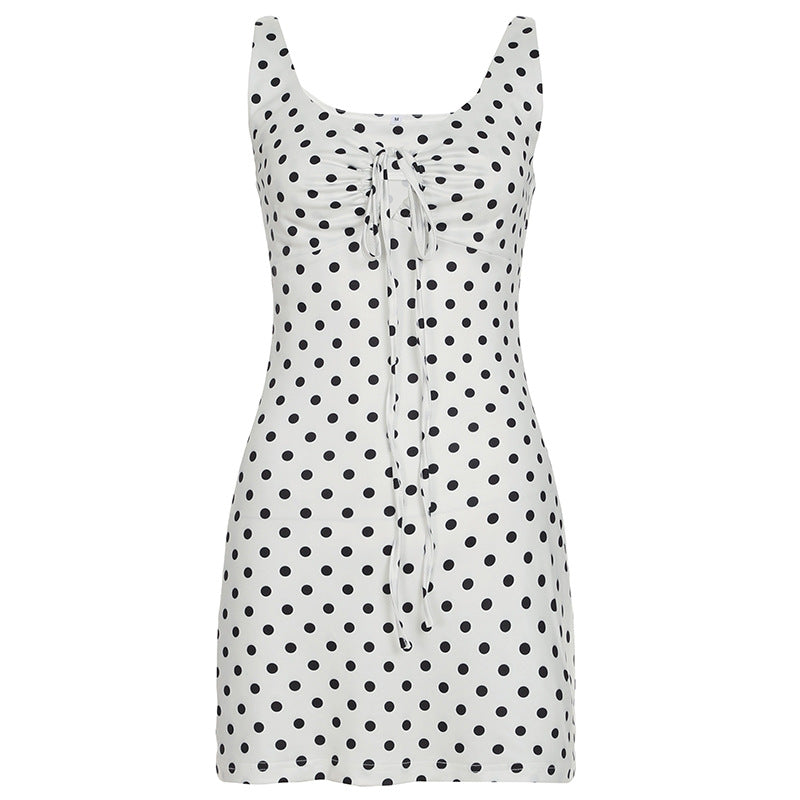 Vestido mini de tirantes en forma de A con cintura controlada y estampado de lunares