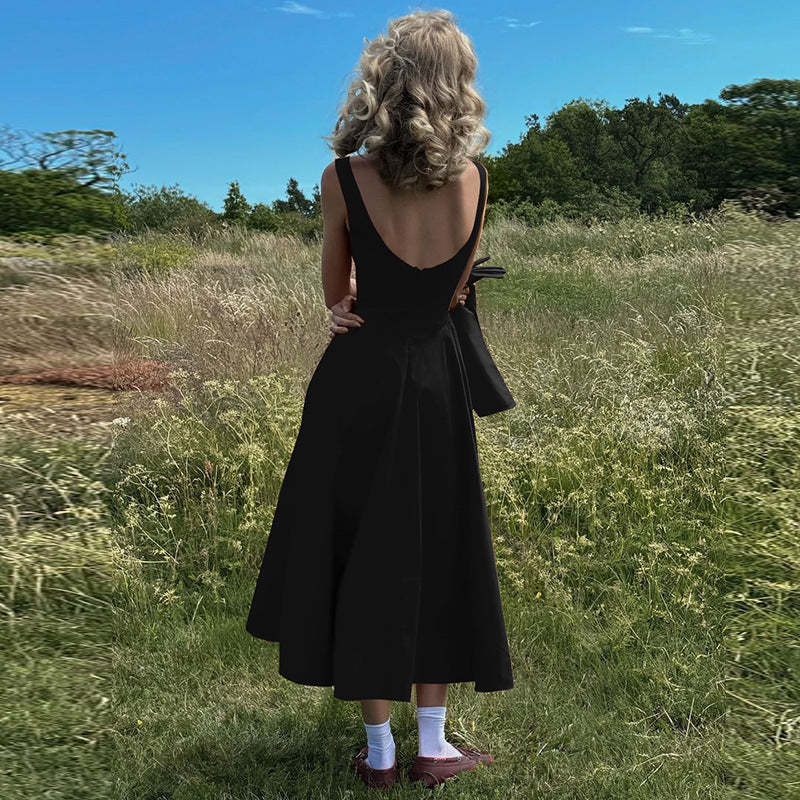 Vestido ajustado sin espalda y sin mangas de color sólido con cintura alta