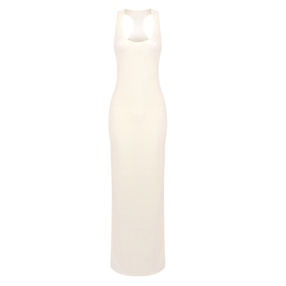 Vestido ajustado con lentejuelas, cuello en U, sin mangas y tirantes finos