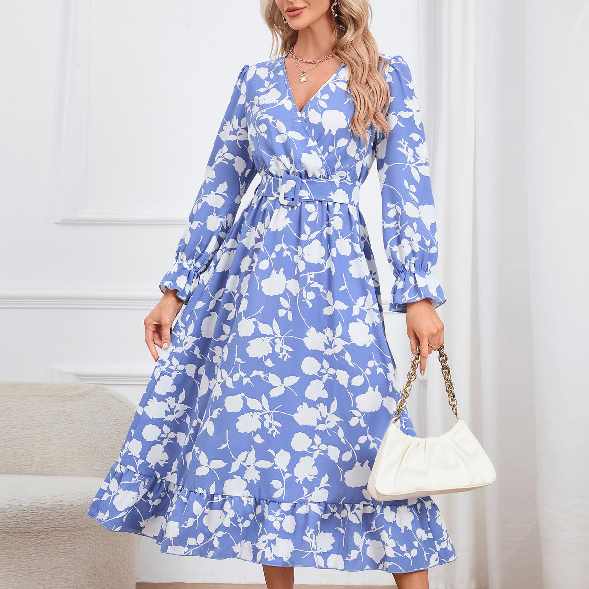 Dopamine Retro V Neck Printed Dress Large Swing Waist Dress