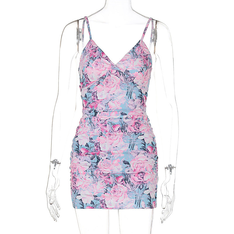 Vestido ajustado con tirantes y estampado