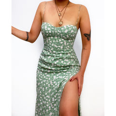 Vestido ajustado con encaje y estampado floral