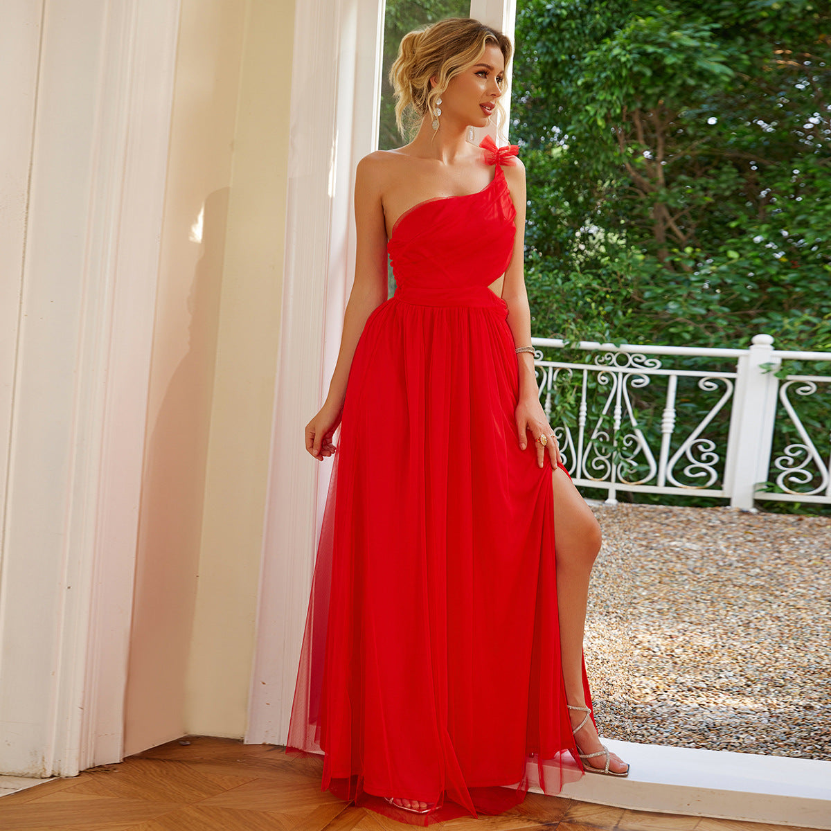 Shoulder Solid Color Voile Slit Slim Fitting Dress