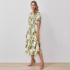 Vestido midi con abertura lateral y encaje, cintura elástica y diseño tipo cárdigan