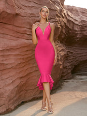 Elegante vestido de fiesta de noche con escote en V y tirantes finos y cola de pez