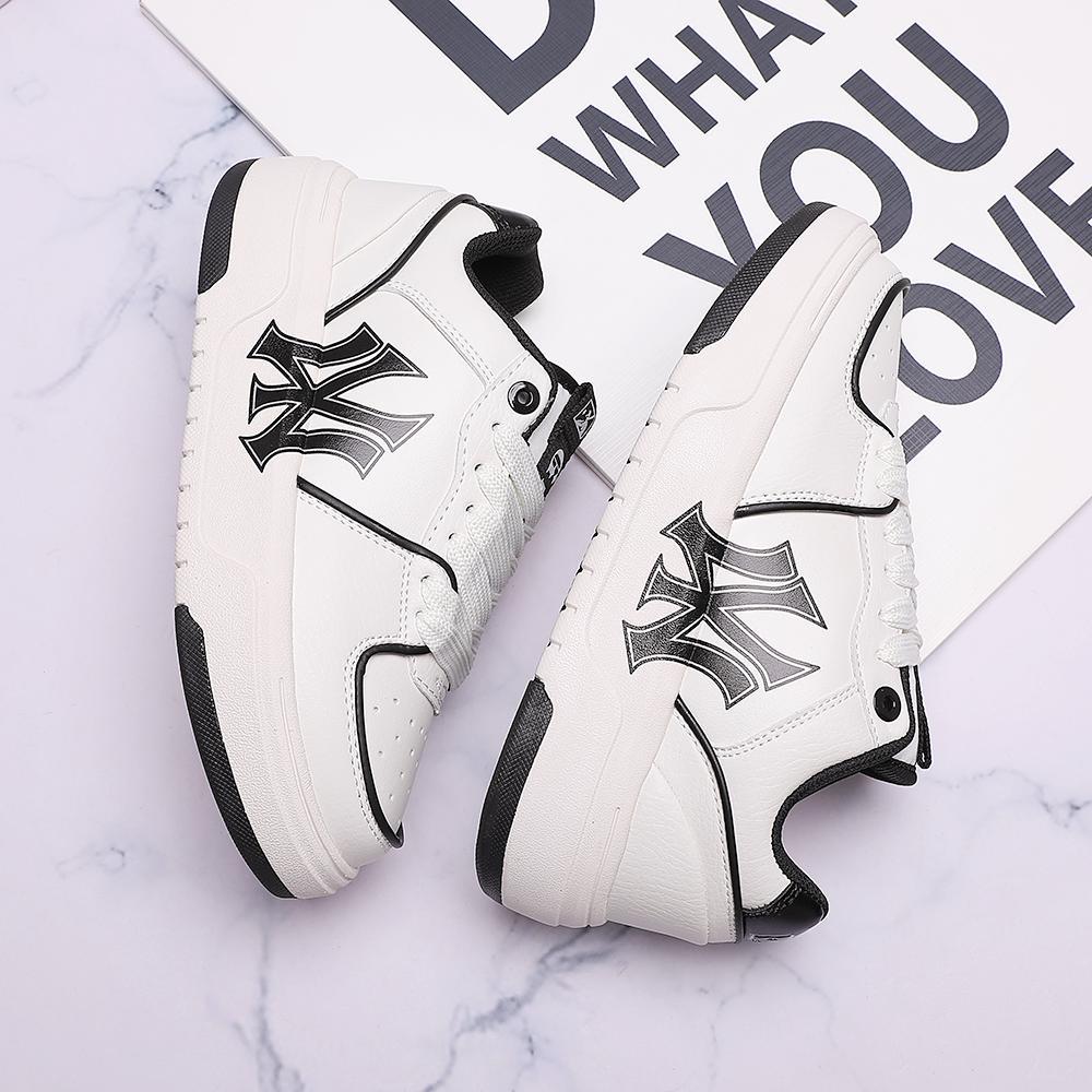 Letter Print Casual Sneakers