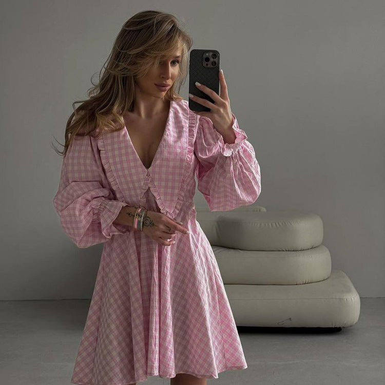 Vestido de oficina de corte A con cuello de mariposa y cuadros rosas, manga larga