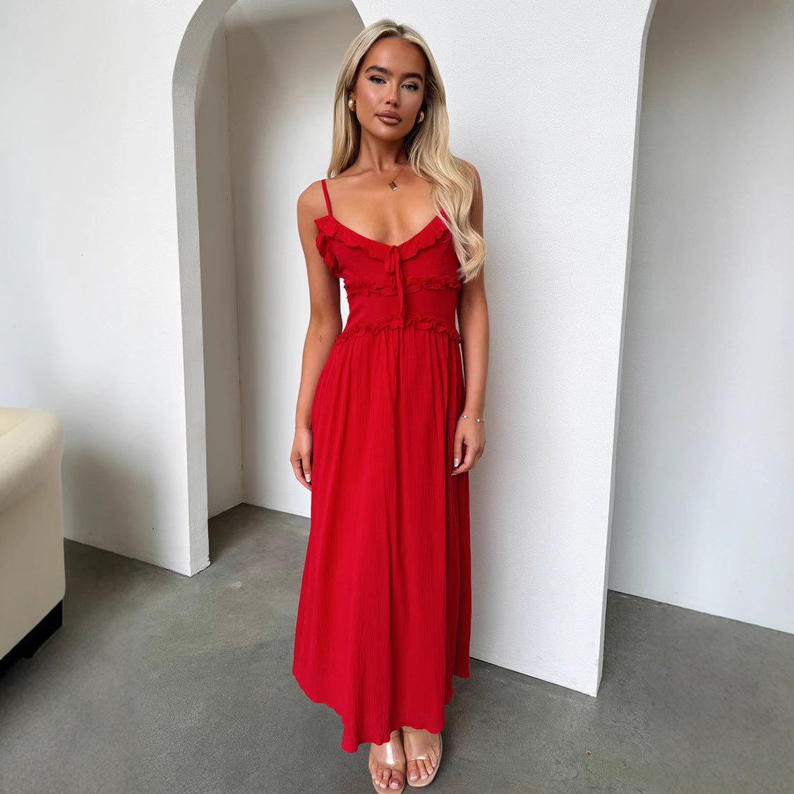 Vestido informal holgado con tirantes y volantes para vacaciones