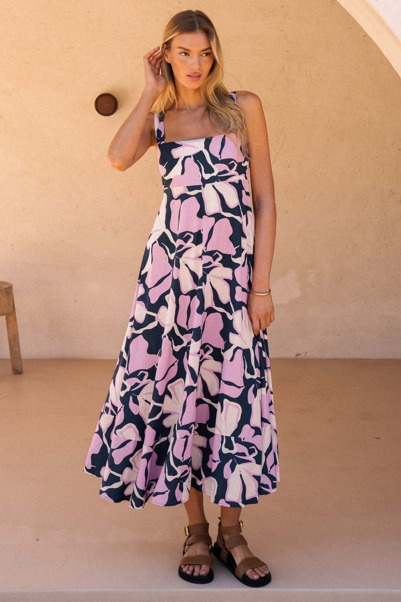 Printed Suspender Waist Slimming Maxi Dress Backless Slimming Dress