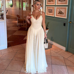 Vestido de malla con tirantes, espalda descubierta y escote en V ajustado