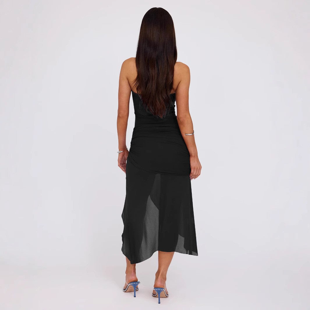 Vestido asimétrico irregular de malla con retazos y escote en V y corte ajustado sin espalda