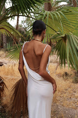 Vestido camisola sin mangas con espalda descubierta