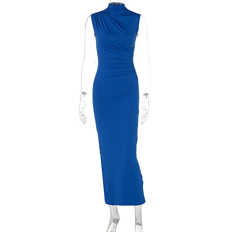 Vestido largo ajustado sin mangas con cintura alta y abertura en color liso