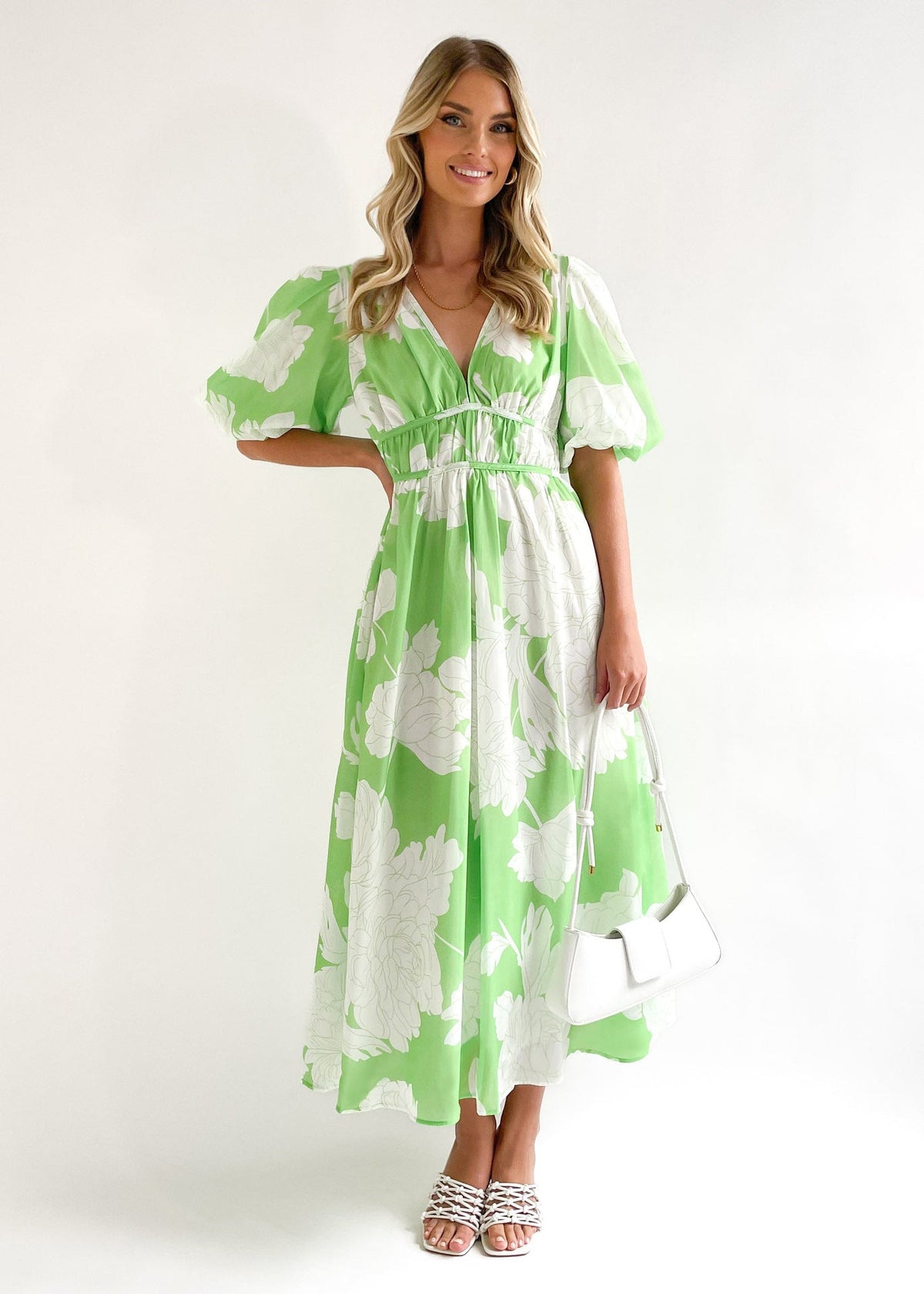 Vestido largo con cuello en V y mangas abullonadas estampado