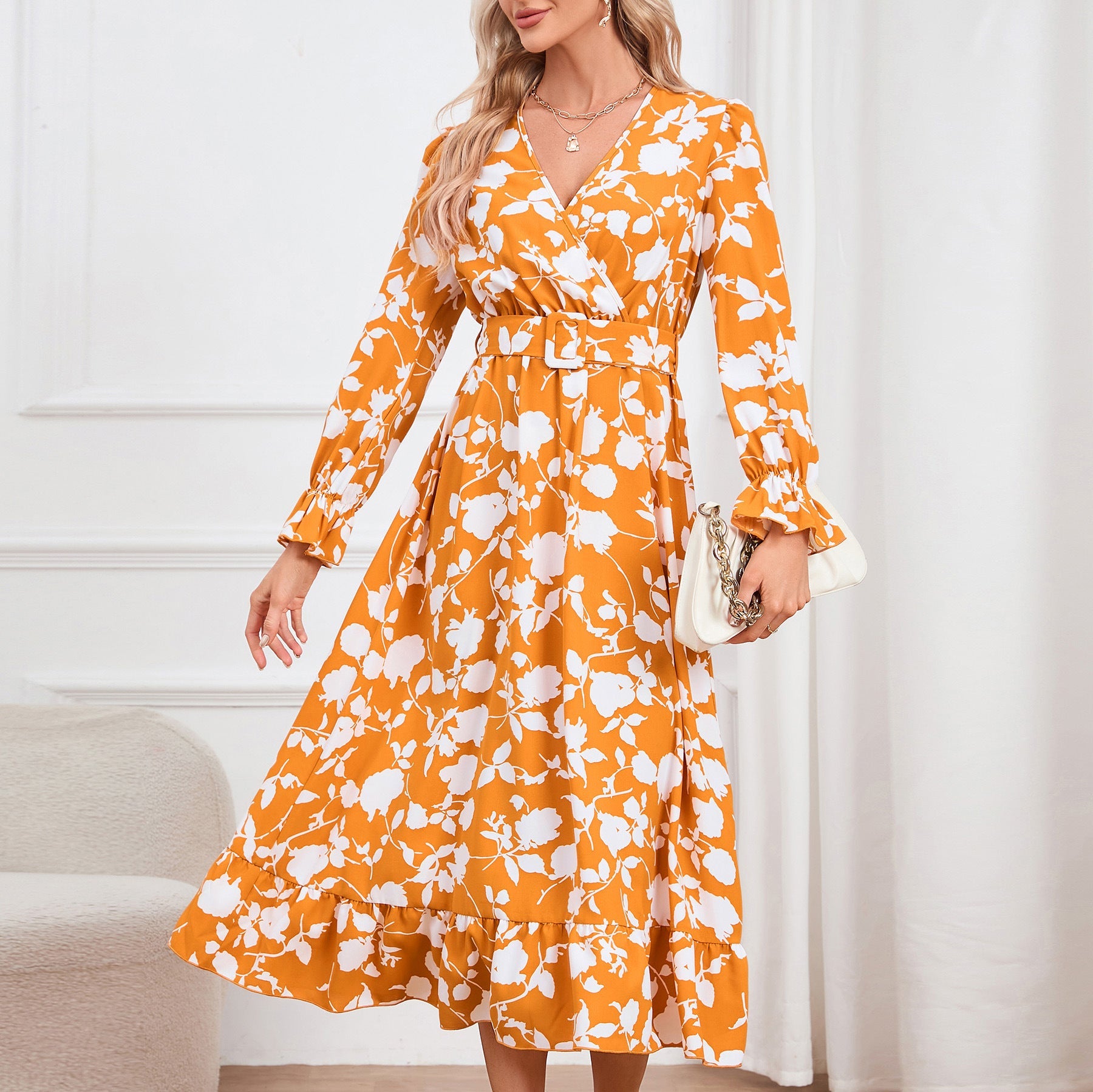 Dopamine Retro V Neck Printed Dress Large Swing Waist Dress