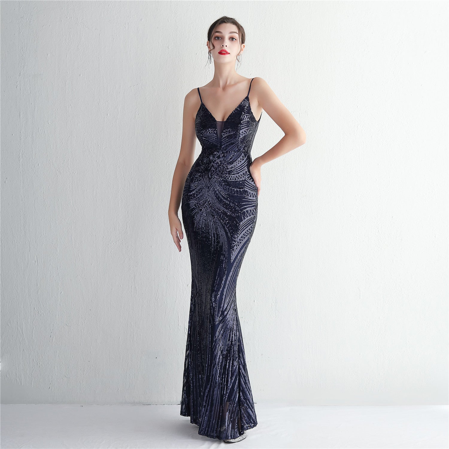 Positioning Floral Suspender Party Sequined Dress Long Banquet Slim Fi AmiEmi Positioning Floral Suspender Party Sequined Dress Long Banquet Slim Fi AmiEmi
