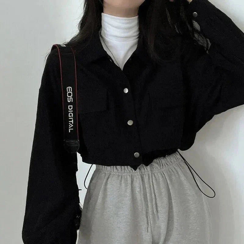 Camisa corta de pana con mangas abullonadas