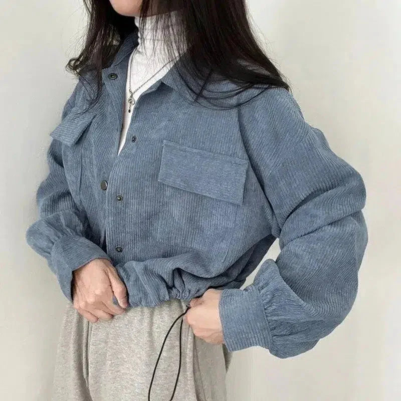 Camisa corta de pana con mangas abullonadas