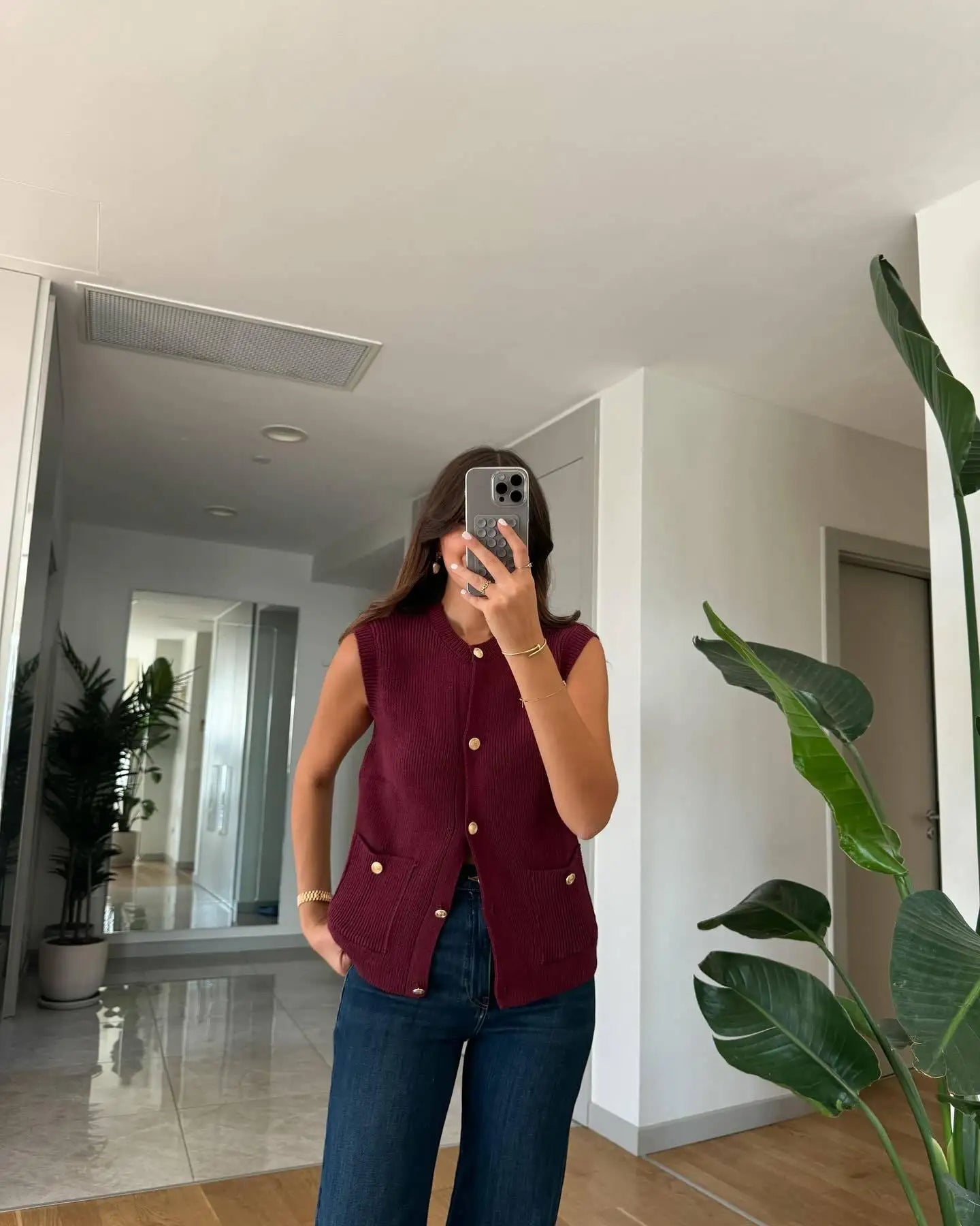 Sleeveless Pocket Solid Knit Cardigan