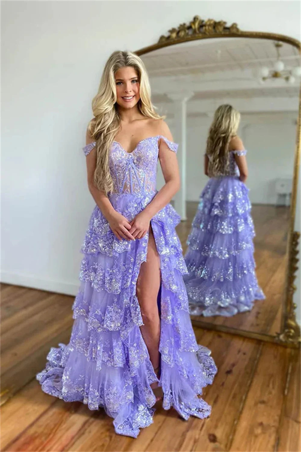 Lace Embroidery Glitter Prom Dresses