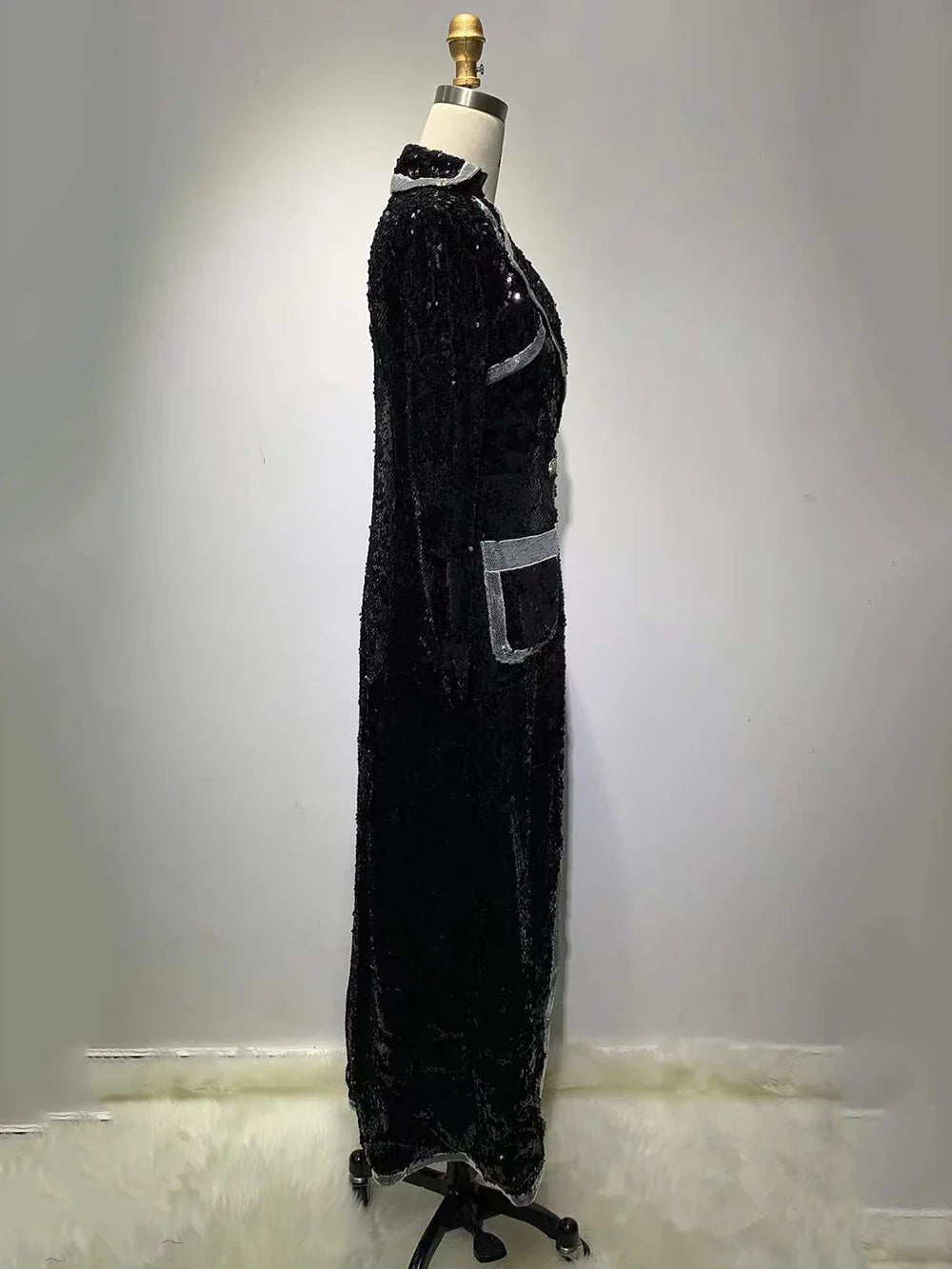 Black Sequins V-Neck Double-Breasted Full Sleeved Long Jacket