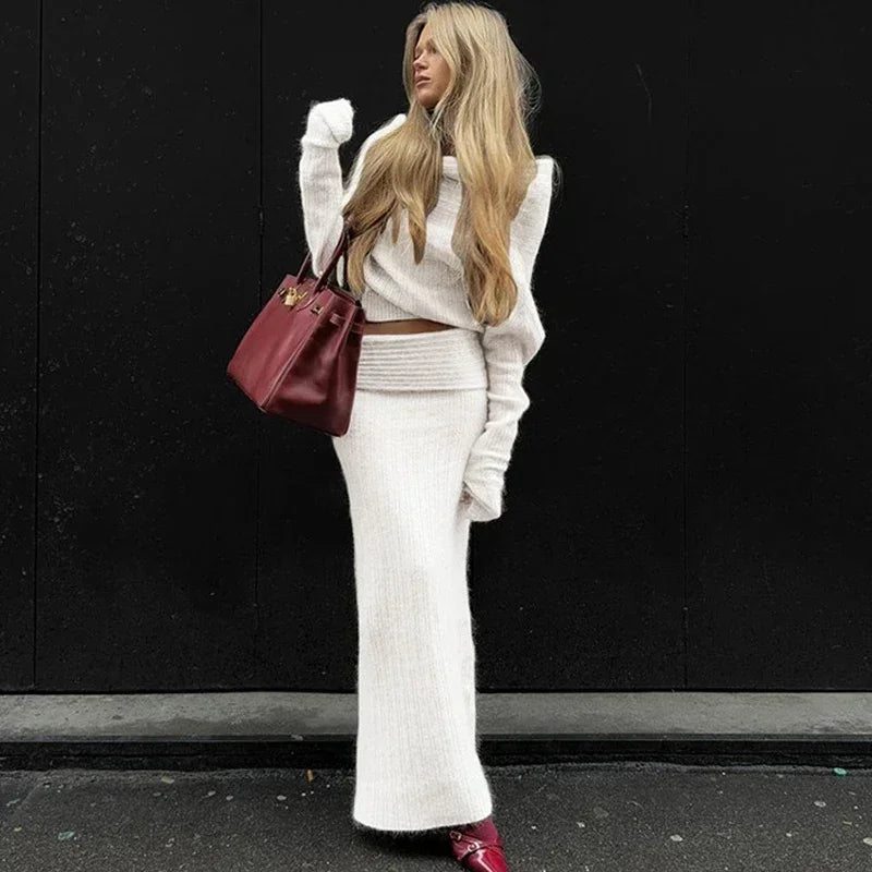 Knitted One-Shoulder Long Sleeves Sweater Skirt Suit