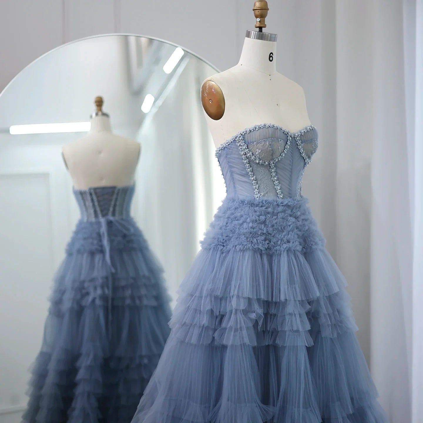 Sweetheart Sleeveless Ball Gown Prom Dress