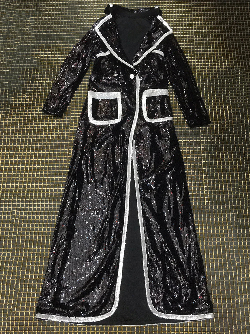 Black Sequins V-Neck Double-Breasted Full Sleeved Long Jacket