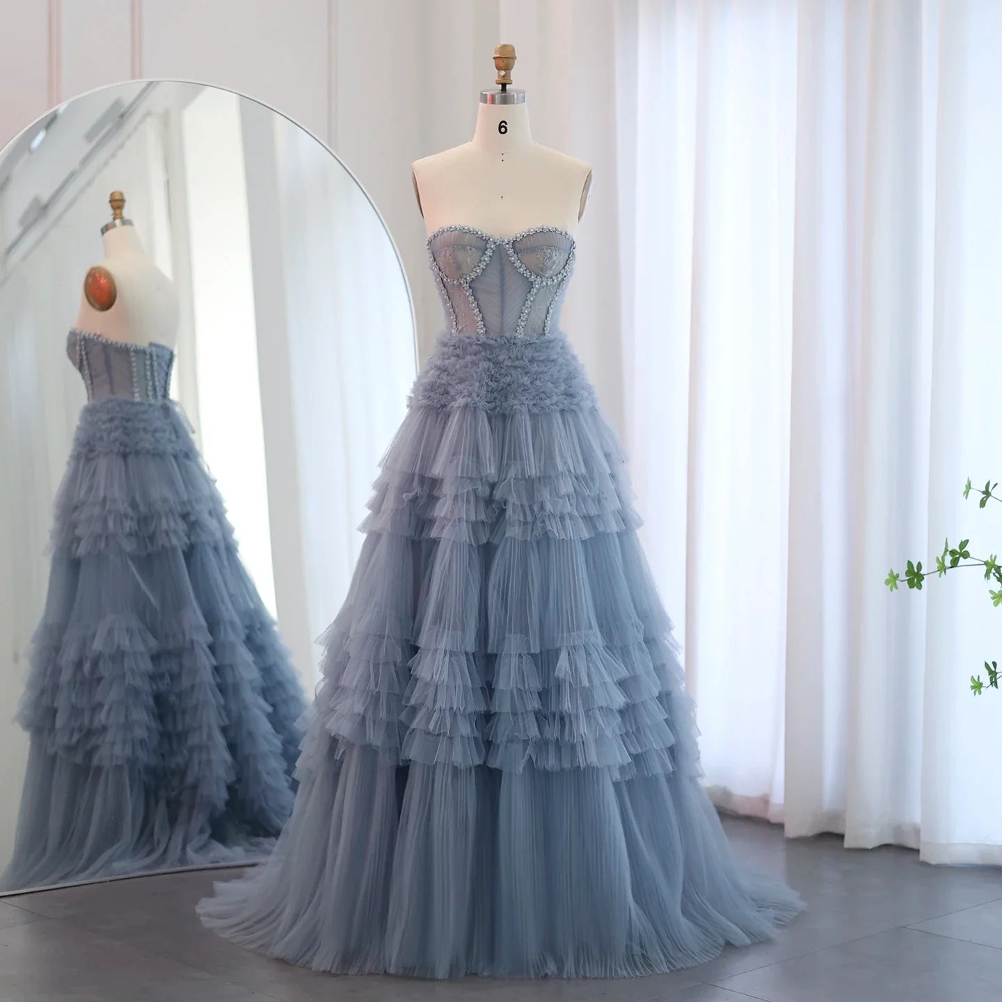 Sweetheart Sleeveless Ball Gown Prom Dress