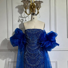 Trägerloses Meerjungfrauen-Abendkleid mit Perlenbesatz und Puffärmeln 