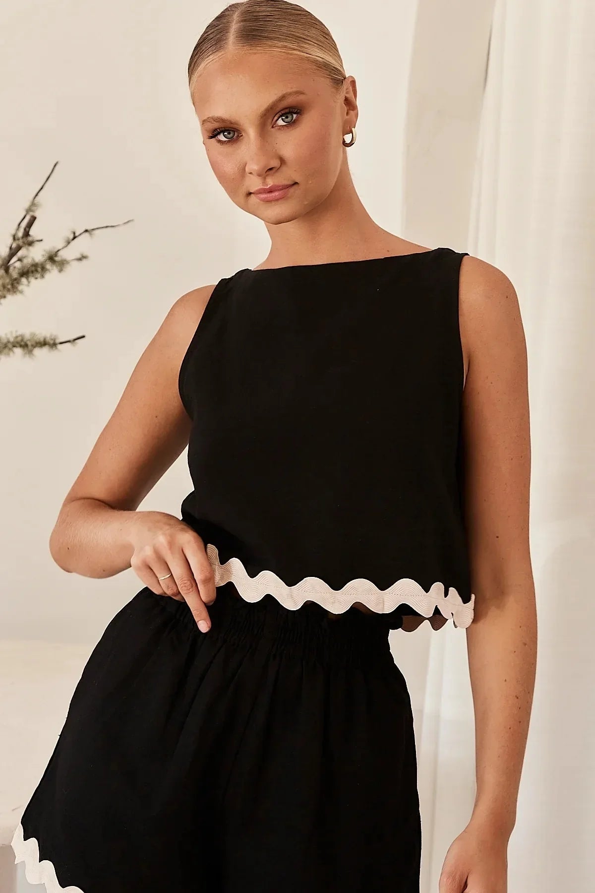 Wave Stripe Patchwork Tops High Waist Shorts Set